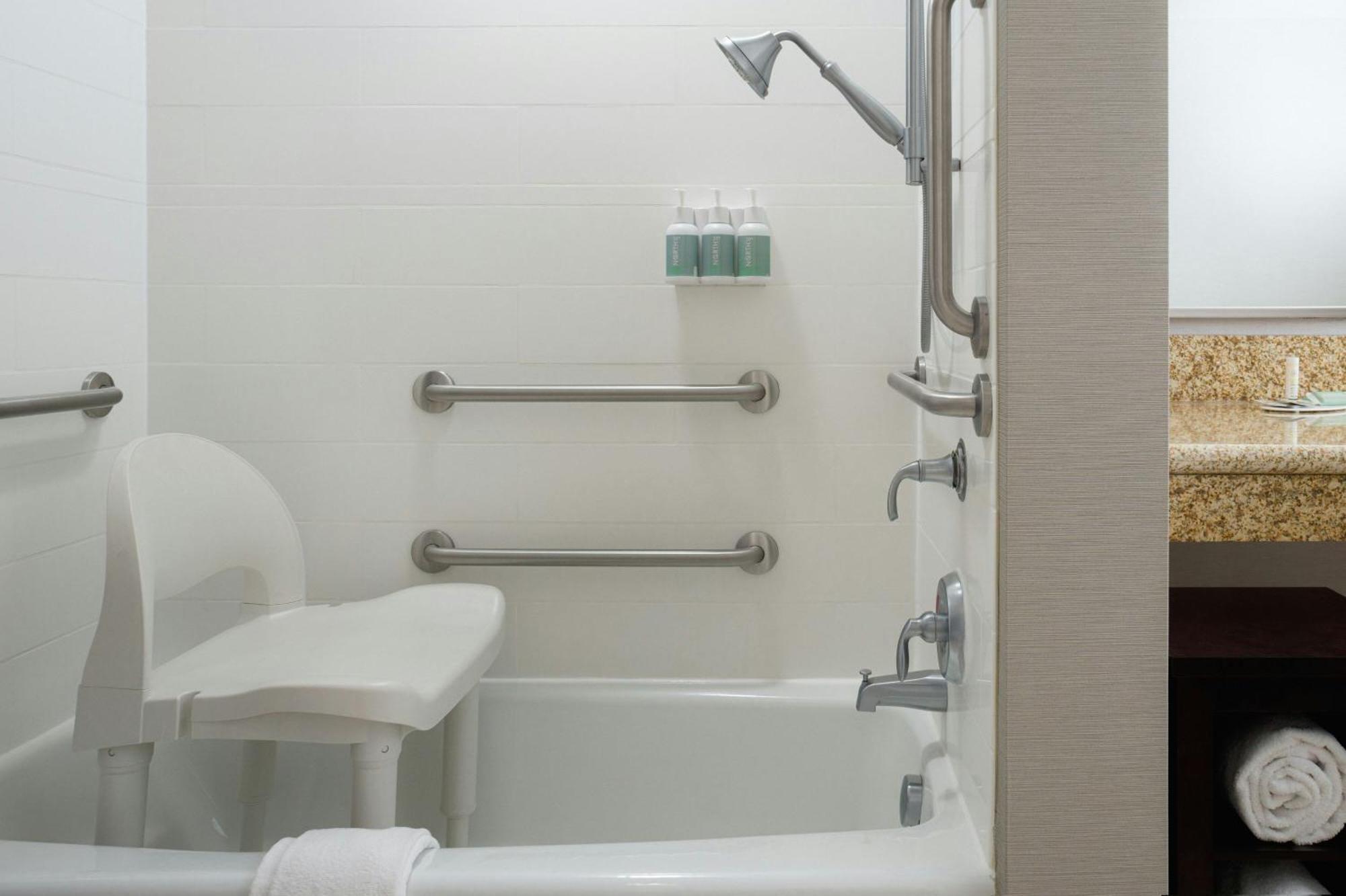 Courtyard By Marriott Boone Hotel Exterior photo