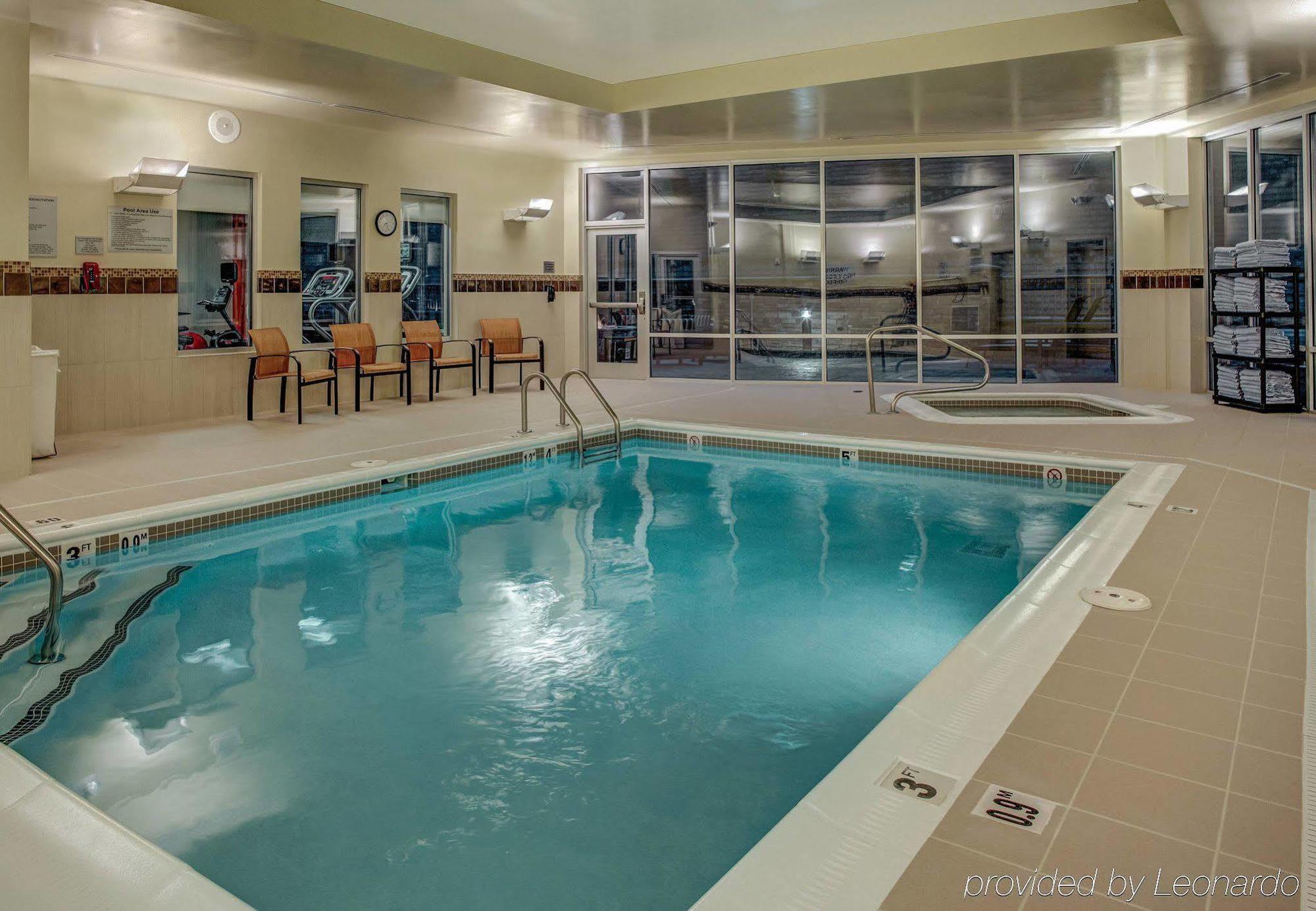 Courtyard By Marriott Boone Hotel Facilities photo